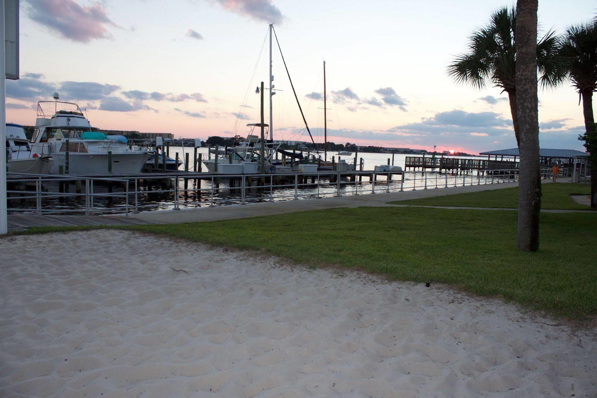 Marina Bay Resort Fort Walton Beach Exterior photo